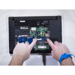 Замена оперативной памяти ThinkPad Edge E31